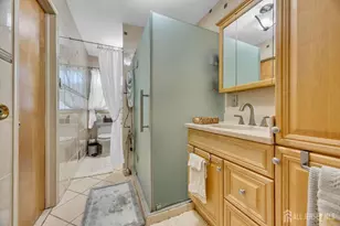 7 S Brook Dr, Milltown, NJ 08850 - Photo 12