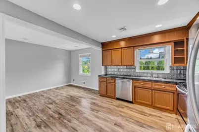 132 Somerset Avenue, South Plainfield, NJ 07080 - Photo 6