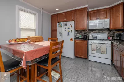 601 Main Street, Sayreville, NJ 08872 - Photo 8