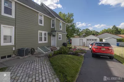 601 Main Street, Sayreville, NJ 08872 - Photo 2