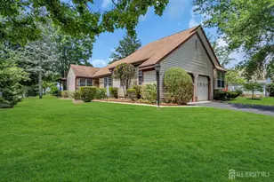 6 Rutherford Hayes Dr, Monroe Township, NJ 08831 - Photo 2