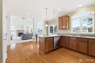 14 Rue Cezanne St, Franklin Township, NJ 08873 - Photo 12