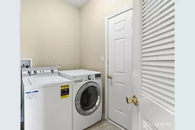 14 Rue Cezanne Street, Franklin Township, NJ 08873 - Photo 18