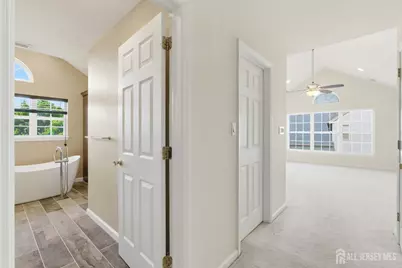 14 Rue Cezanne Street, Franklin Township, NJ 08873 - Photo 20