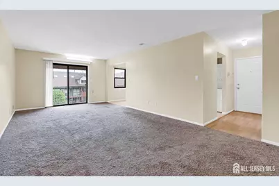 [Address not provided], Middlesex, NJ 07095 - Photo 8