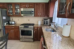 126 Florence Ave, Colonia, NJ 07067 - Photo 14