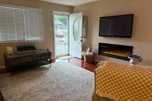 126 Florence Ave, Colonia, NJ 07067 - Photo 4