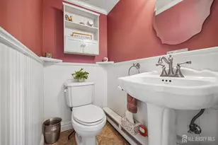 53 Orchard St, Carteret, NJ 07008 - Photo 18