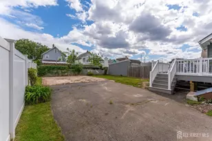 11 Jean Ct, Woodbridge Township, NJ 07095 - Photo 24