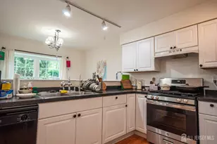 294 Michael J Smith Ct, Franklin Township, NJ 08873 - Photo 2