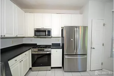 5 Schlottfeld Lane, Sayreville, NJ 08859 - Photo 8