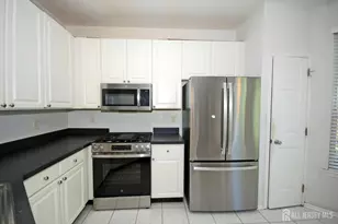 5 Schlottfeld Ln, Sayreville, NJ 08859 - Photo 8