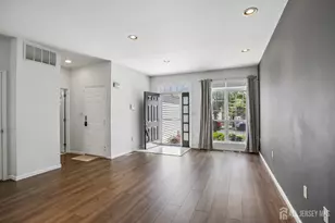 5 Schlottfeld Ln, Sayreville, NJ 08859 - Photo 8