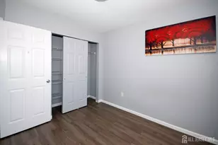 5 Schlottfeld Ln, Sayreville, NJ 08859 - Photo 24