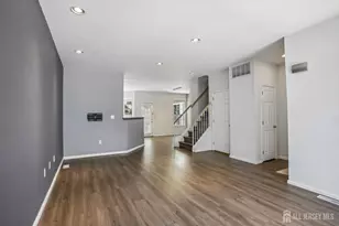 5 Schlottfeld Ln, Sayreville, NJ 08859 - Photo 12