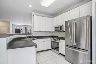 5 Schlottfeld Ln, Sayreville, NJ 08859 - Photo 52