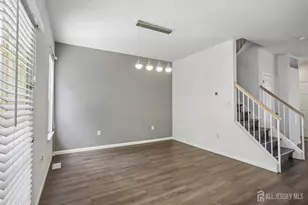5 Schlottfeld Ln, Sayreville, NJ 08859 - Photo 16
