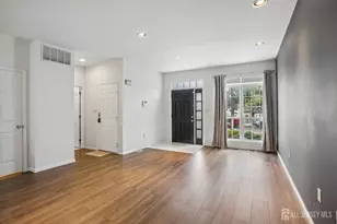 5 Schlottfeld Ln, Sayreville, NJ 08859 - Photo 14