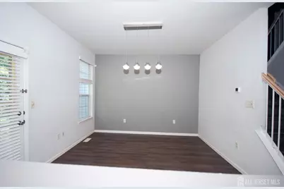 5 Schlottfeld Lane, Sayreville, NJ 08859 - Photo 12