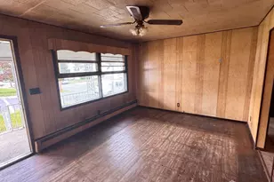554 Ridgeway Ave, Sayreville, NJ 08879 - Photo 4
