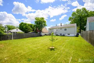290 Grove St, Woodbridge Township, NJ 07095 - Photo 4