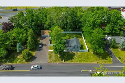 379 Old Georges Road, North Brunswick Township, NJ 08902 - Photo 2