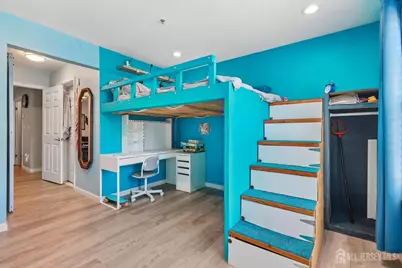 811 Waterford Drive, Edison, NJ 08817 - Photo 14