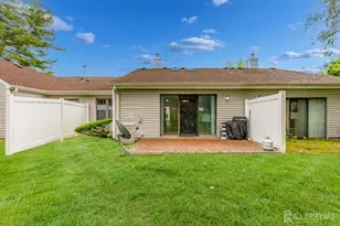 62 Wycoff Way E, East Brunswick Township, NJ 08816 - Photo 24