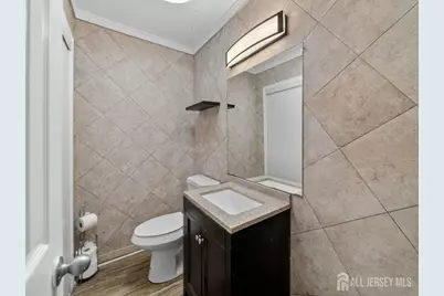 172 Roosevelt Avenue #B, Carteret, NJ 07008 - Photo 6