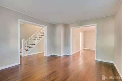 49 Comstock Street, New Brunswick, NJ 08901 - Photo 4