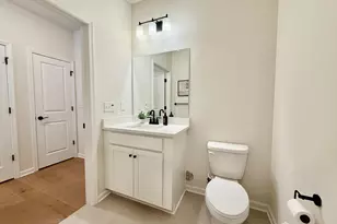 614 Sadie Cir, New Brunswick, NJ 08901 - Photo 10