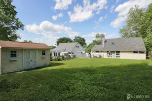33 Pine Tree Rd, Old Bridge Township, NJ 08857 - Photo 26