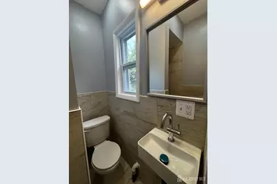 830 S 16th Street S #3, Newark, NJ 07108 - Photo 4