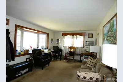 633 S Lincoln Avenue S, Woodbridge Township, NJ 07095 - Photo 4