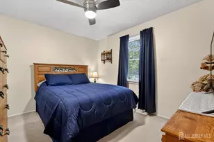 100 Coachman Dr, Florence, NJ 08505 - Photo 16