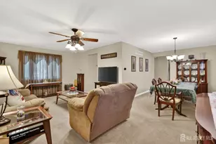100 Coachman Dr, Florence, NJ 08505 - Photo 6