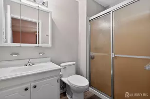 100 Coachman Dr, Florence, NJ 08505 - Photo 20