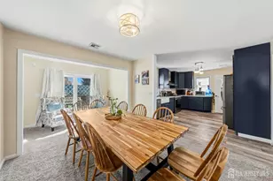 162 Rutherford Ave, Woodbridge Township, NJ 07095 - Photo 6
