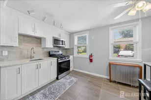 513 Brooklawn Ave, Roselle, NJ 07203 - Photo 4