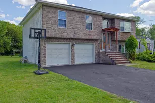 75 School St, Piscataway Township, NJ 08854 - Photo 4
