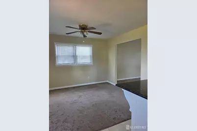 8 Chester Court, Edison, NJ 08817 - Photo 8