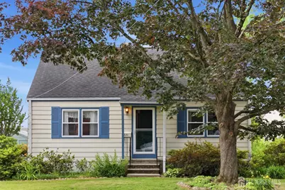 221 W Prospect Street, South Bound Brook, NJ 08880 - Photo 4