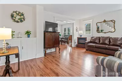 10 Lenox Avenue, Milltown, NJ 08850 - Photo 6