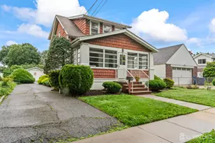10 Lenox Ave, Milltown, NJ 08850 - Photo 2