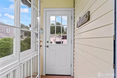10 Lenox Avenue, Milltown, NJ 08850 - Photo 4