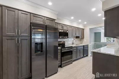 82 Bayberry Drive #82, Franklin Township, NJ 08873 - Photo 8