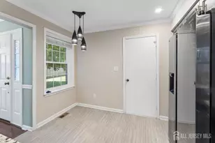 82 Bayberry Dr, Franklin Township, NJ 08873 - Photo 12