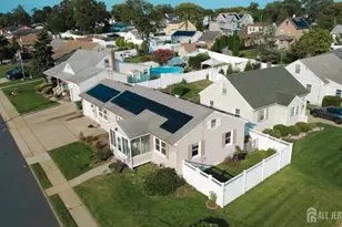 2 Hilltop Ave, Sayreville, NJ 08879 - Photo 2