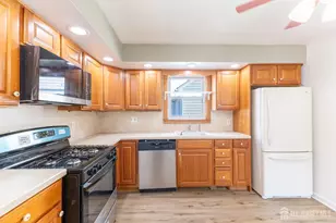 2 Hilltop Ave, Sayreville, NJ 08879 - Photo 12