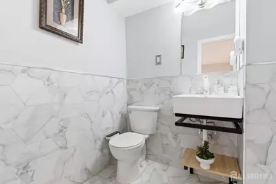 6 Whitewood Road, Edison, NJ 08820 - Photo 12